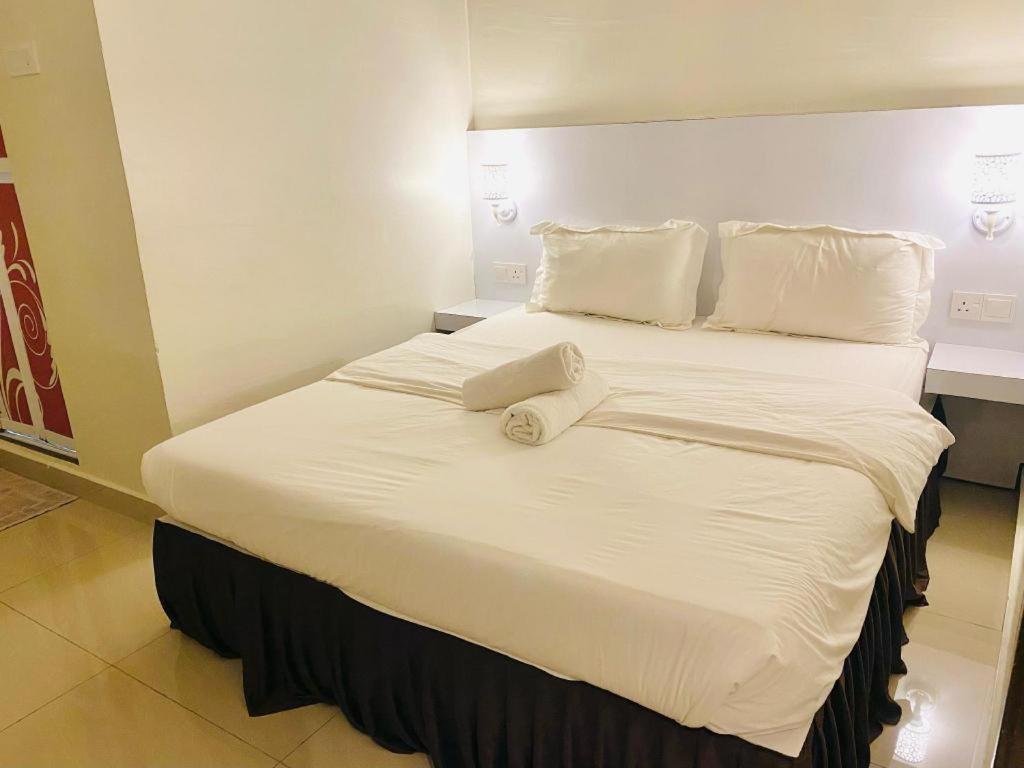 Sun Sega Hotel Perai Exterior photo