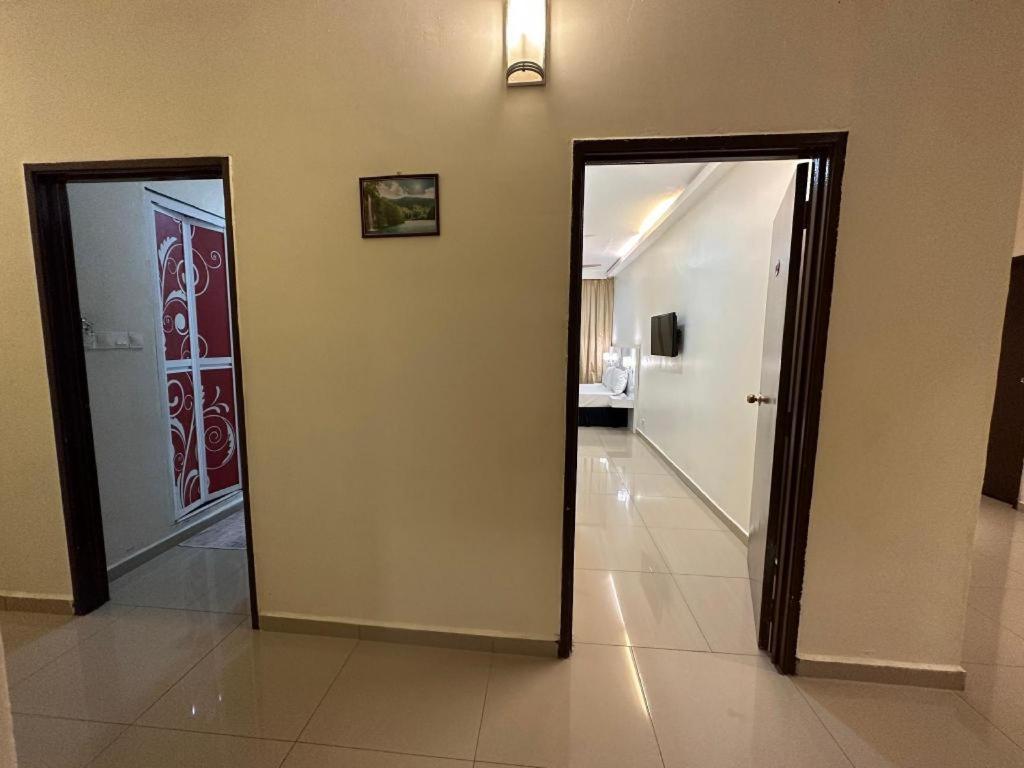Sun Sega Hotel Perai Exterior photo